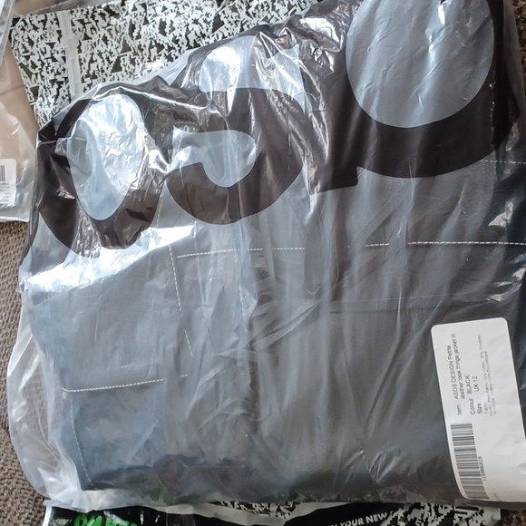 ASOS DESIGN - Picture 8 of 9